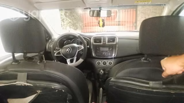 Vendo Renault new symbol 2021 motor 1.6