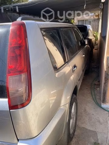 Nissan x-trail 2010