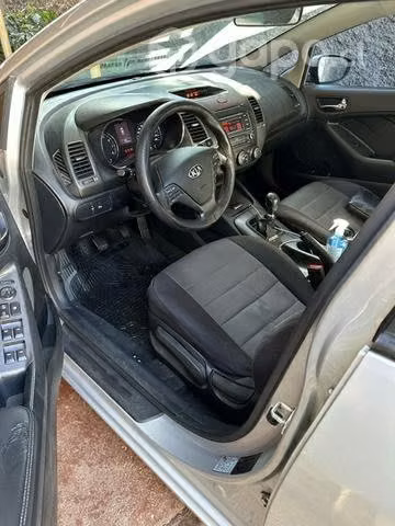 Kia cerato 2015