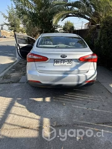 Kia cerato 2015