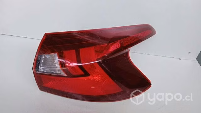 Foco Hyundai i20 dmg repuestos
