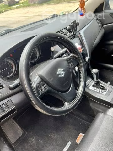Suzuki kizashi 2011