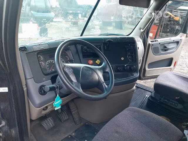 Venta cabina freighliner cascadia - Imagen 6