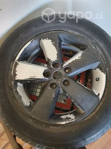Neumatico llanta de repuesto Suzuki grand nomade