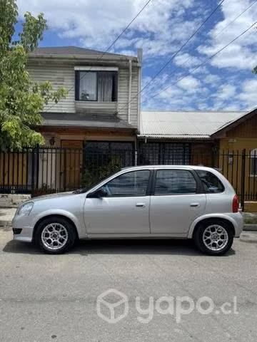 Chevrolet Corsa 3 2009 5 puertas - Imagen 3