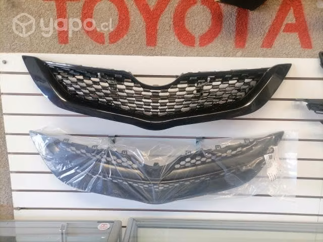 Mascaras Toyota new yaris - Imagen 2
