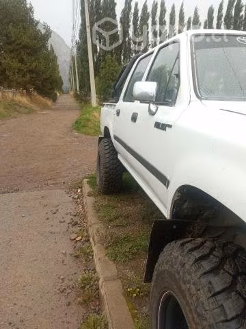 Toyota Hilux - Imagen 5
