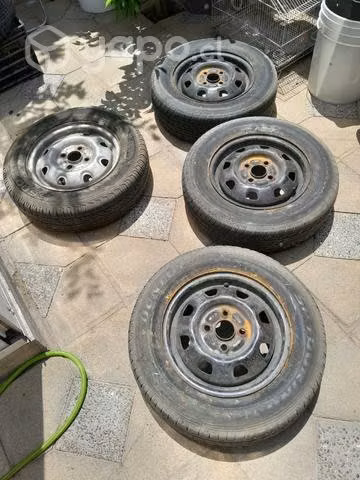 Llantas con neumáticos