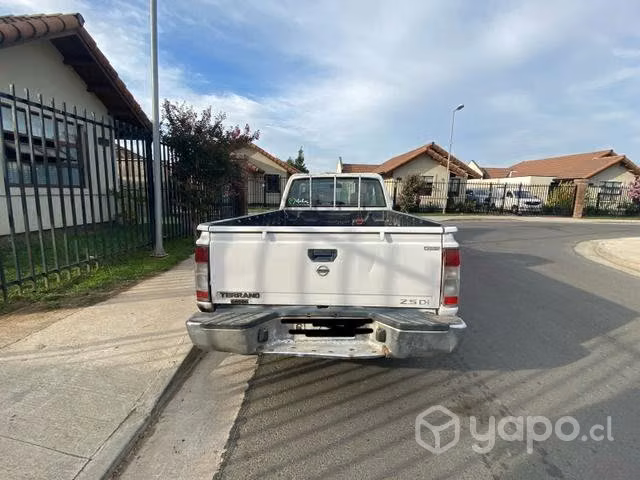 Nissan D22 Terrano 2.5
