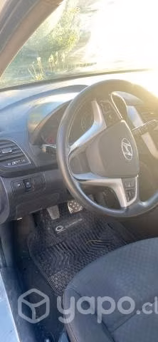 Hyundai accent 2013 - Imagen 4
