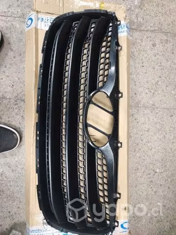 Máscara Hyundai SantaFe nueva
