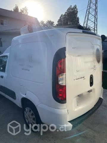 Fiat Fiorino 2018 con equipo de refrigeración