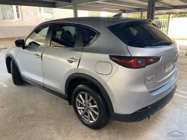 Vendo Mazda Cx5. Cono nueva, 9500 kl.