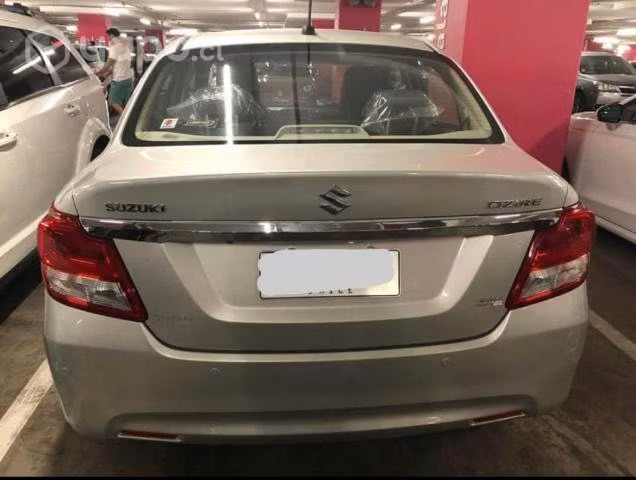 Suzuki dzire 2020 automatico unico dueño