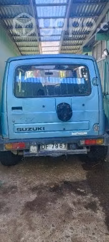 Suzuki samurai sj 413