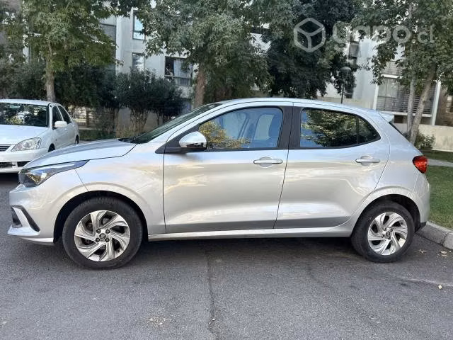 Fiat argo drive plata  2021