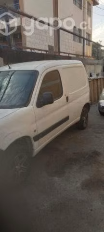 Camioneta Peugeot Partner 2010
