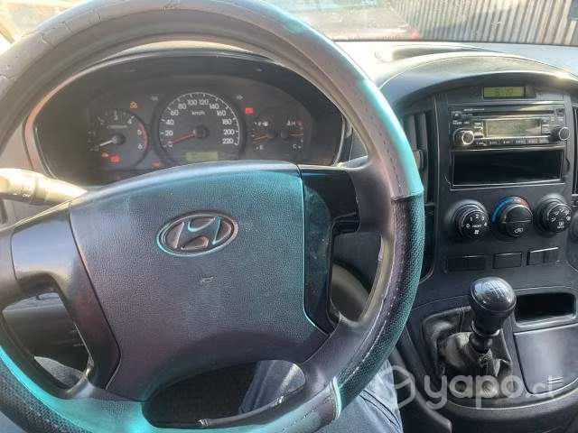 Hyundai h-1 2013