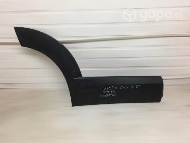 Moldura de puerta tras rh mazda cx