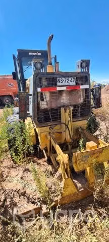 Motoniveladora komatsu gd650a