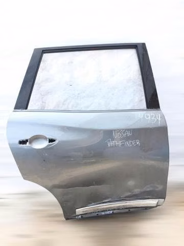 Puerta trasera rh nissan pathfinder 2014-2020