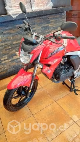 Vendo moto Yamaha FZN-150