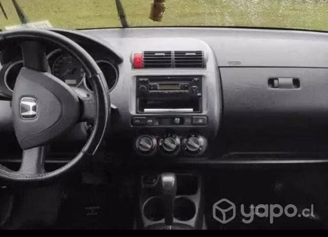 Honda fit 2006