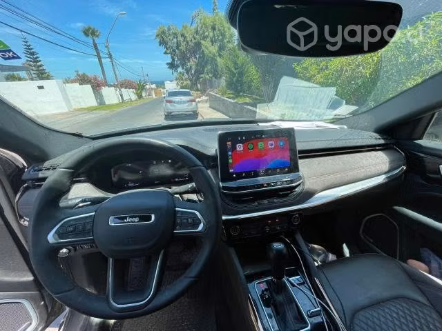 Jeep commander 2023