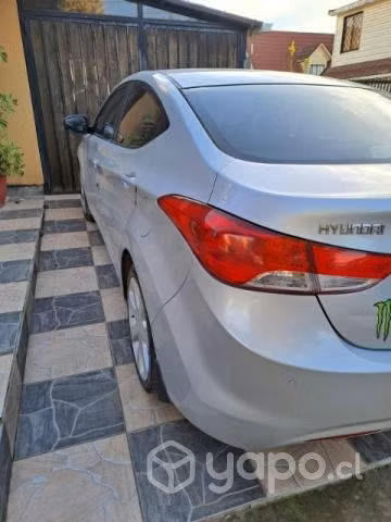 Vendo hyundai elantra 2012