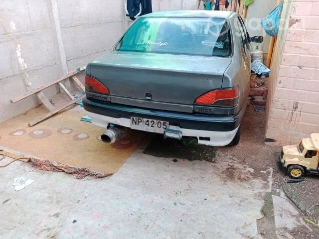 Auto Peugeot 306