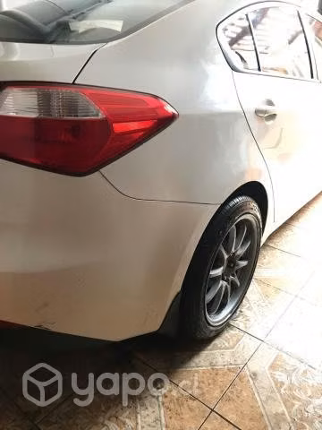 Kia motors cerato 2014