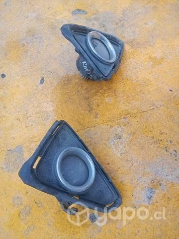 Toyota rav4 2018 neblinero original con tapa envio