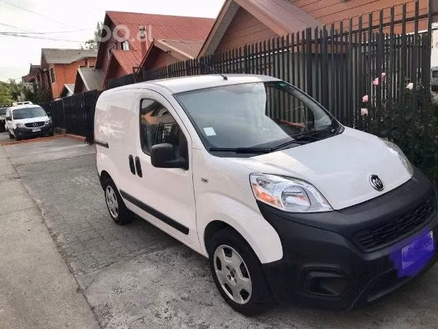 Furgón RAM 700 diésel 1.2