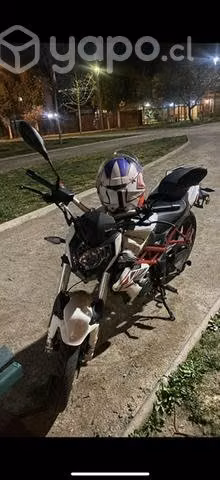 Benelli tnt 150i 2022
