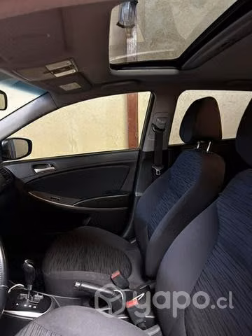 Hyundai Accent hatchback - Imagen 9