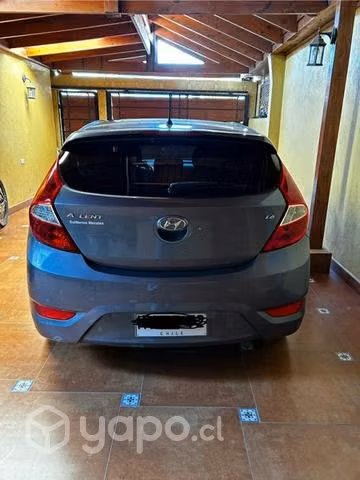 Hyundai Accent hatchback - Imagen 4