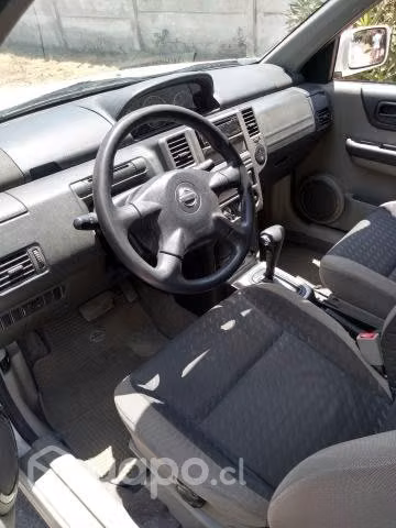 Vendo Nissan X-Trail 2010 - Imagen 4