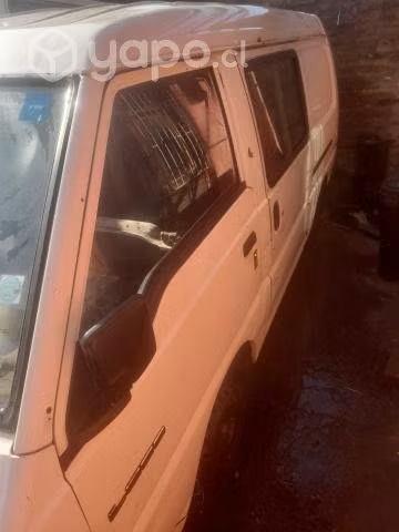 Mitsubishi L300