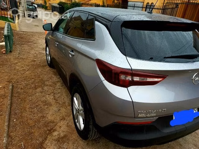 Opel grandland x 18 mil kms