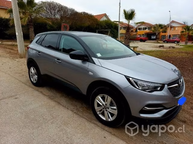 Opel grandland x 18 mil kms