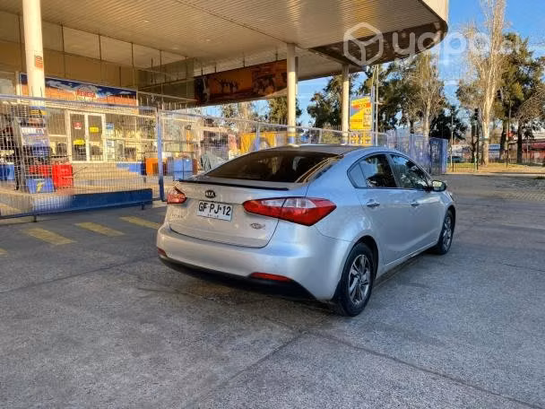 Kia motors cerato 2014