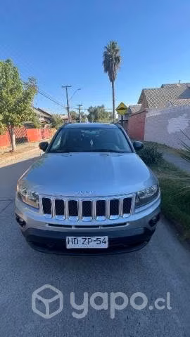 Jeep compass 4x2 AT - Imagen 3