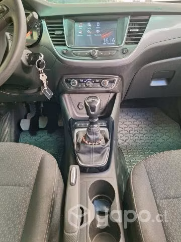 Opel crossland x 2021