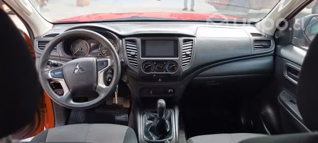 Mitsubishi l200 4x2 - Imagen 5