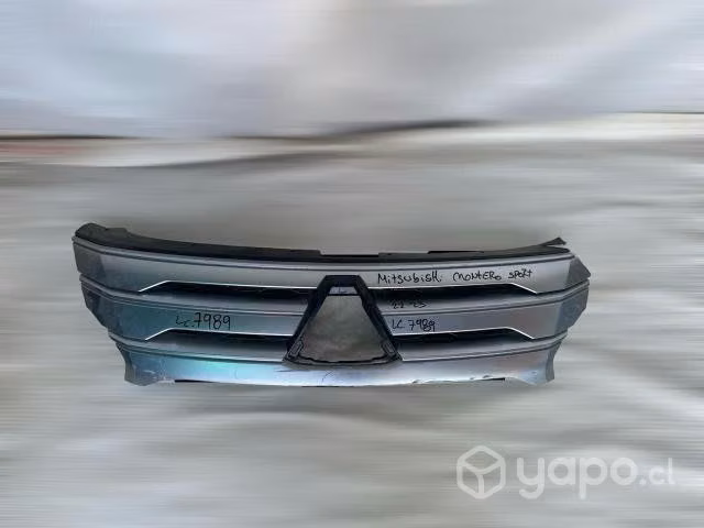 Mascara mitsubishi montero sport 2022-2023