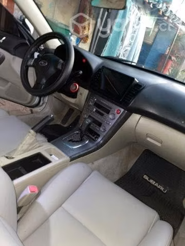 Auto subaru legacy 3.0r