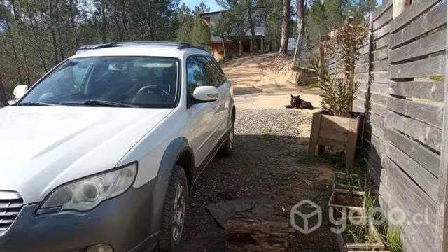 Automóvil Subaru 4x4 outback conversable