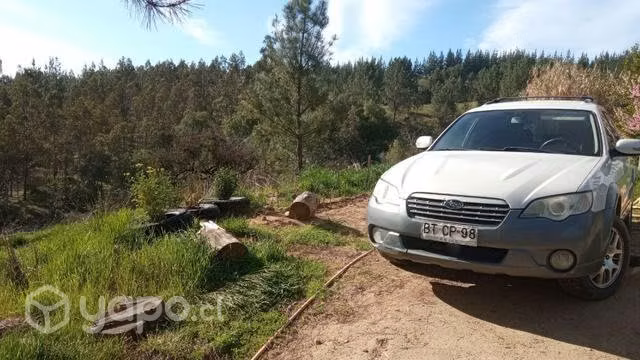 Automóvil Subaru 4x4 outback conversable