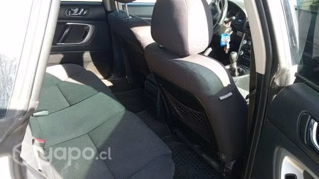 Automóvil Subaru 4x4 outback conversable