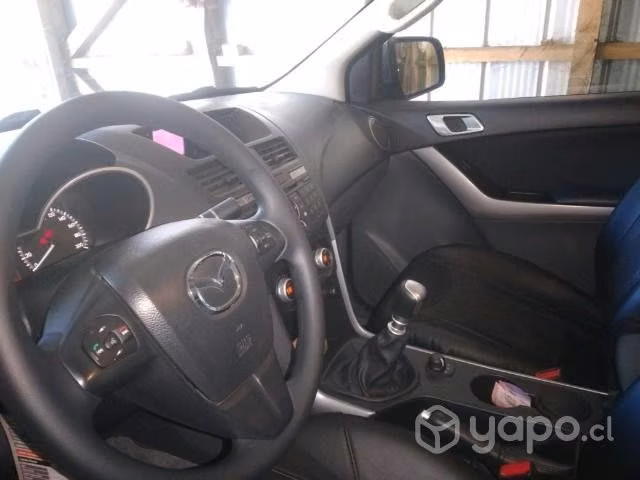 Vendo camioneta Mazda - Imagen 9
